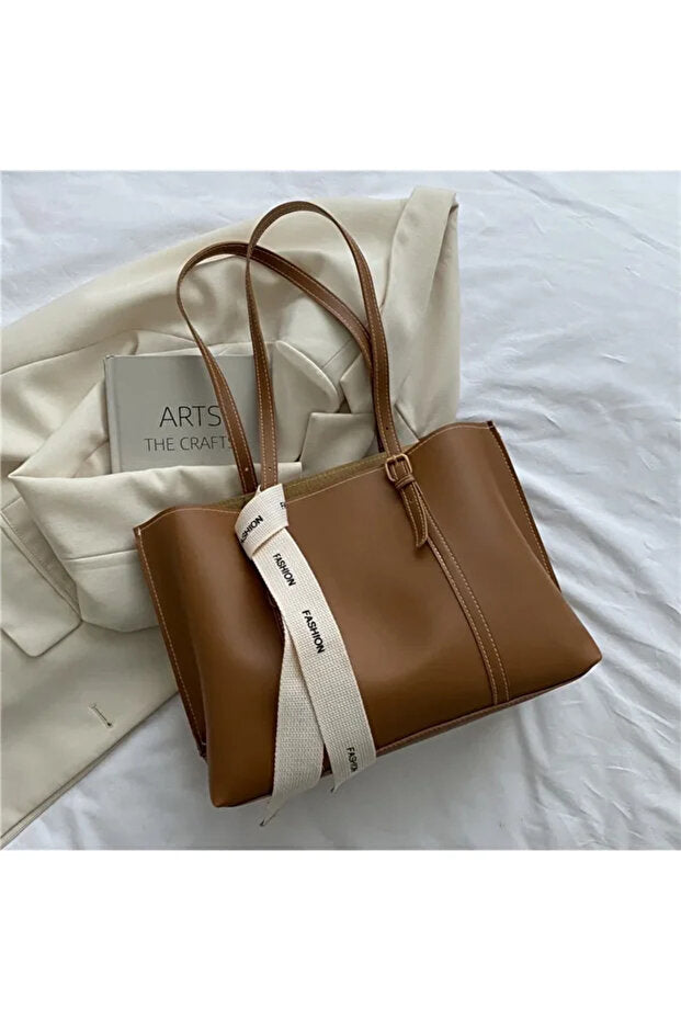 Mona Fiyonk Detaylı Hafif Büyük Boy Kadın El Ve Omuz Çantası