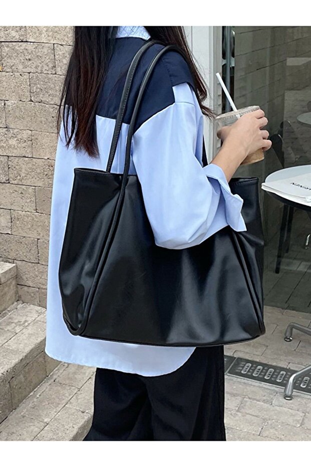 Kadın Basic Model Yumuşak Deri Büyük Boy Günlük El & Omuz & Kol Çantası
