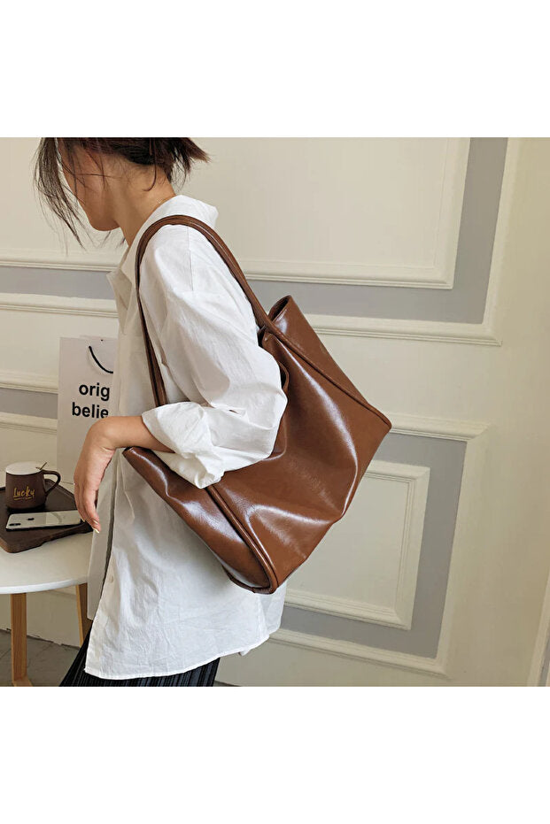 Kadın Basic Model Yumuşak Deri Büyük Boy Günlük El & Omuz & Kol Çantası